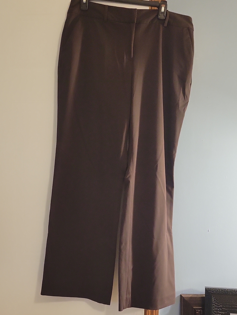 🎈 Liz Claybourne Classic Women's Brown Wide leg trouser pants Size 14